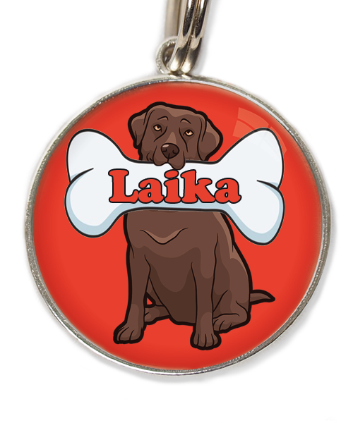 labrador2-bruin-met-naam-been-huisdierpenning-rood