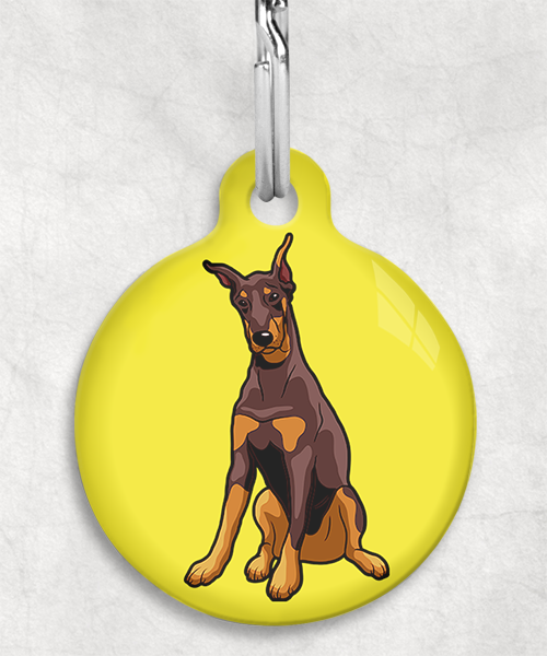 doberman-gecoupeerde-oren-bruin-Zonder-Naam-huisdierpenning-geel