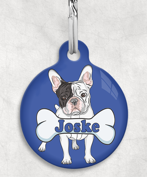 franse-bulldog-bruin-zwart-wit-naam-been-huisdierpenning-blauw