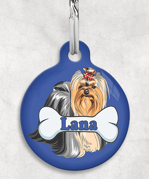 yor-shire-terier-staand-freepik-naam-been-huisdierpenning-blauw