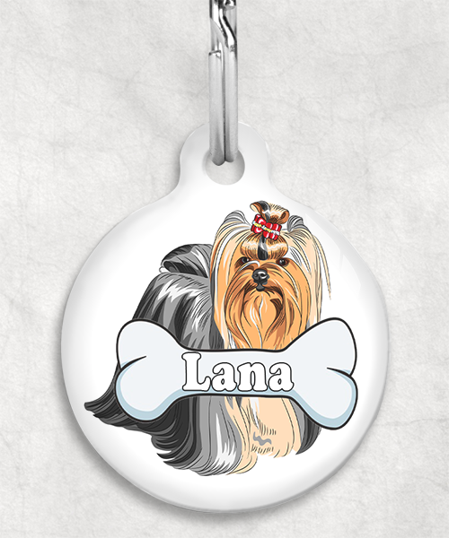 yor-shire-terier-staand-freepik-naam-been-huisdierpenning-wit