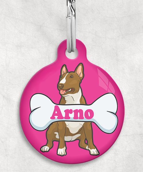 bull-terrier-beigecartoon-naam-been-huisdierpenning-fushia
